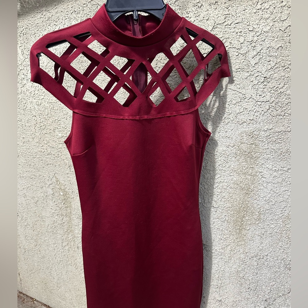 Elegant Burgundy Cutout Dress